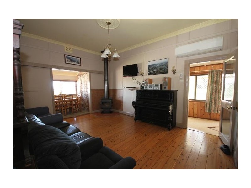 6 Macquarie Street, Tamworth NSW 2340