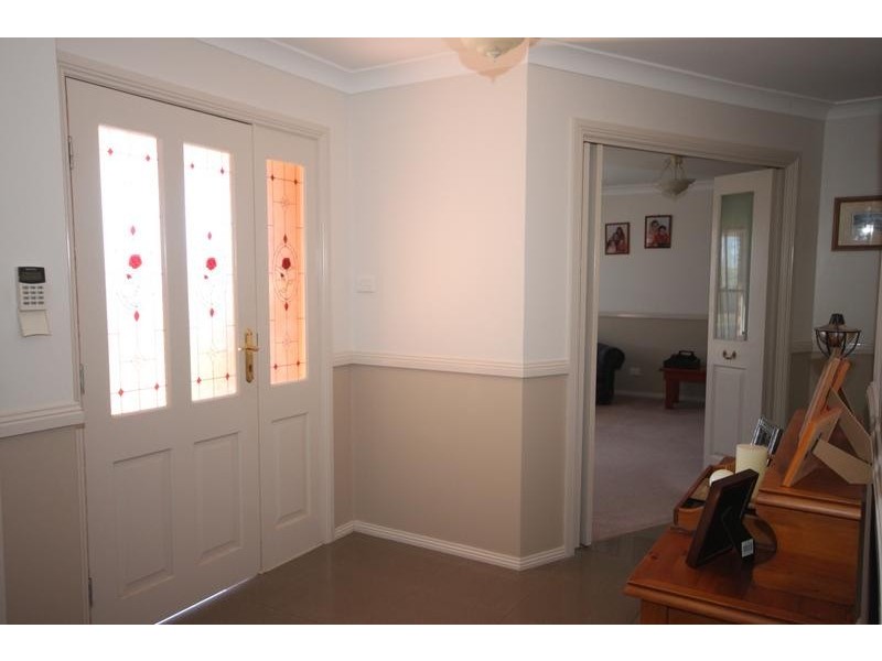 16 Minimbah Close, Tamworth NSW 2340