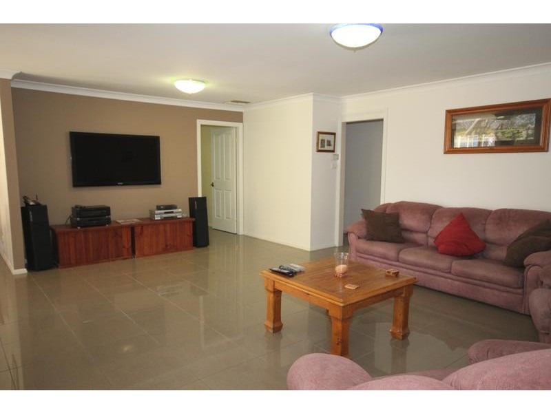 16 Minimbah Close, Tamworth NSW 2340