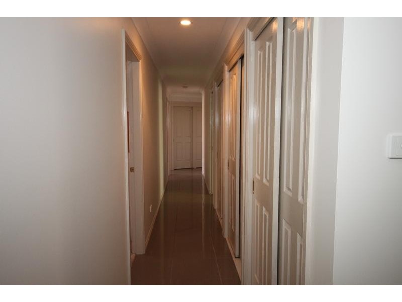 16 Minimbah Close, Tamworth NSW 2340