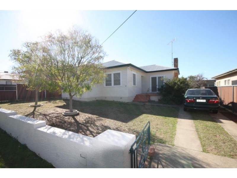 19 Willis Street, Tamworth NSW 2340