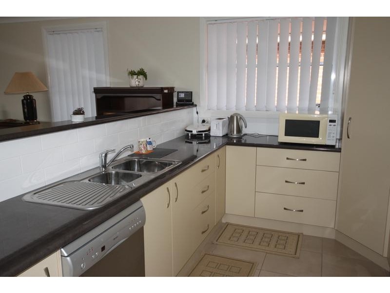 29 The Heights, Tamworth NSW 2340