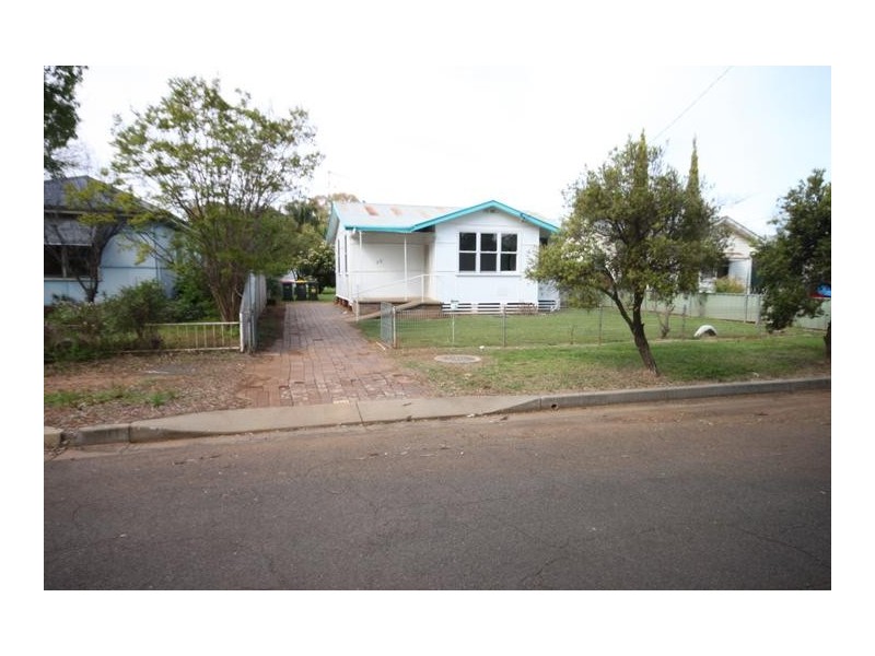 26 Stewart Avenue, Tamworth NSW 2340