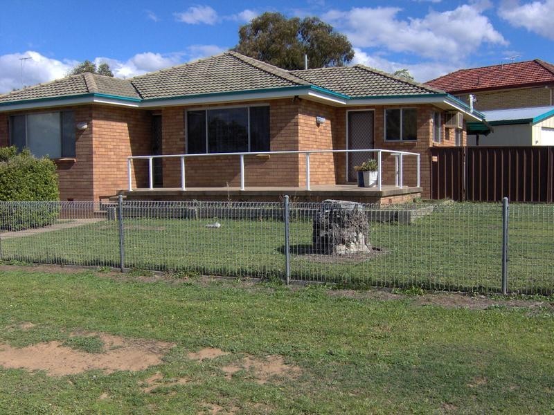 17 Garden Street, Tamworth NSW 2340