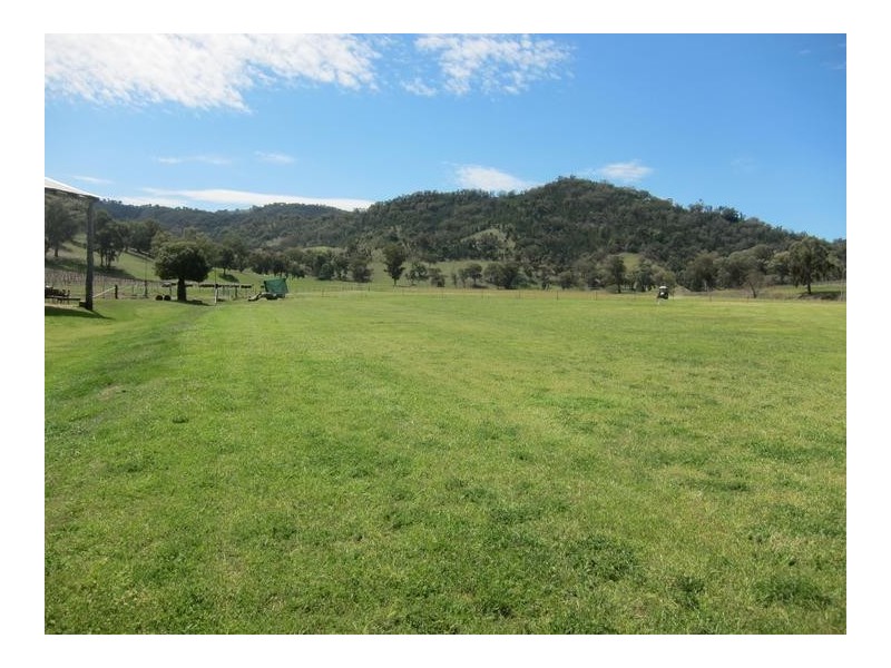 1095 Nundle Road, Tamworth NSW 2340