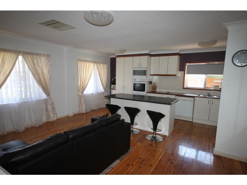 57 Arinya Street, Tamworth NSW 2340