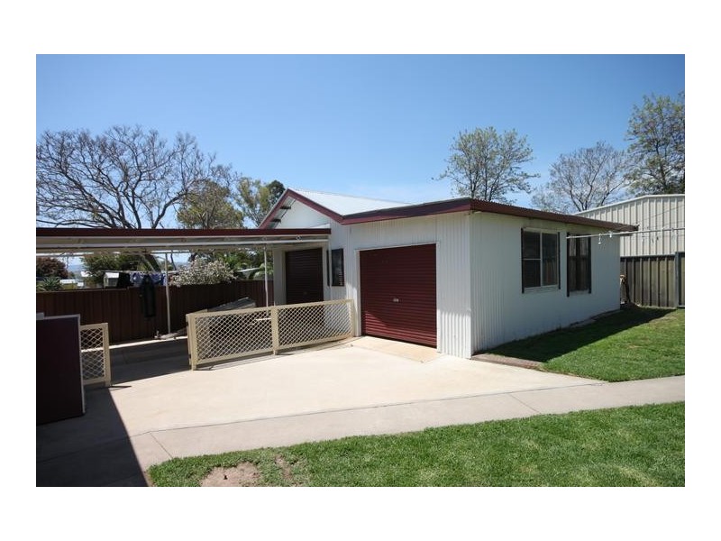 57 Arinya Street, Tamworth NSW 2340