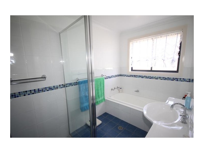 32 The Grange, Tamworth NSW 2340