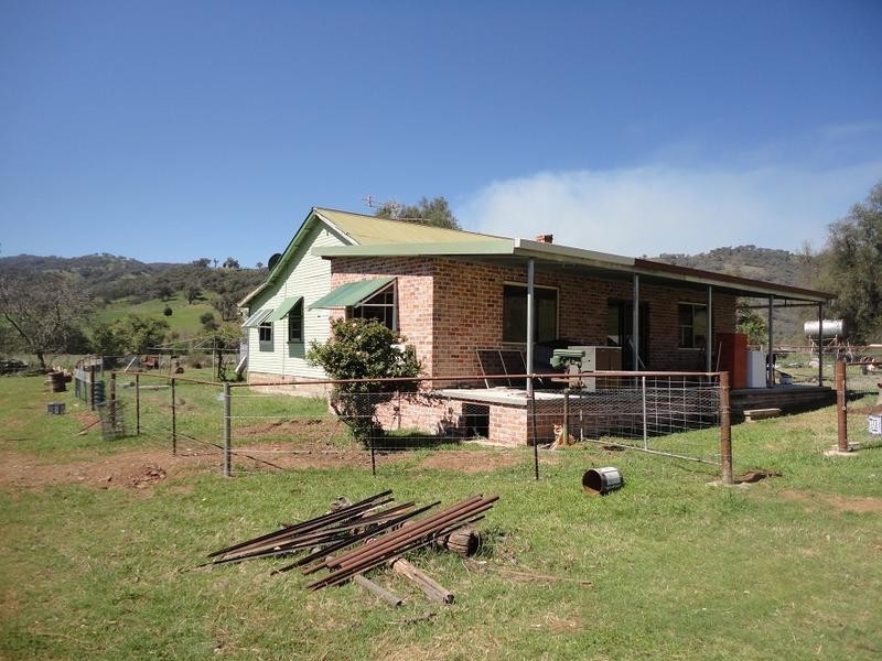 1666 Dungowan Rd, Dungowan NSW 2340