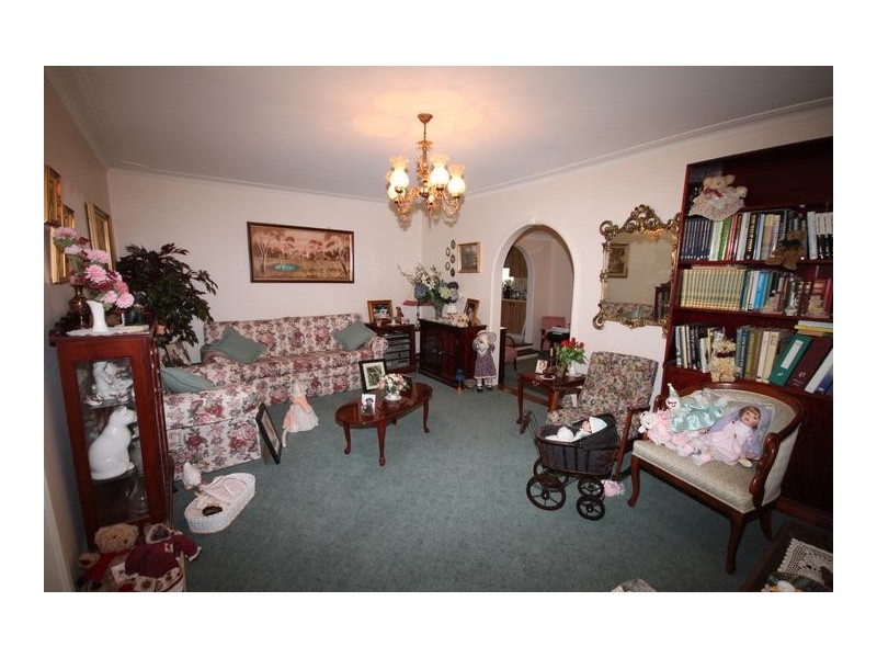 9 Burrilla Street, Tamworth NSW 2340