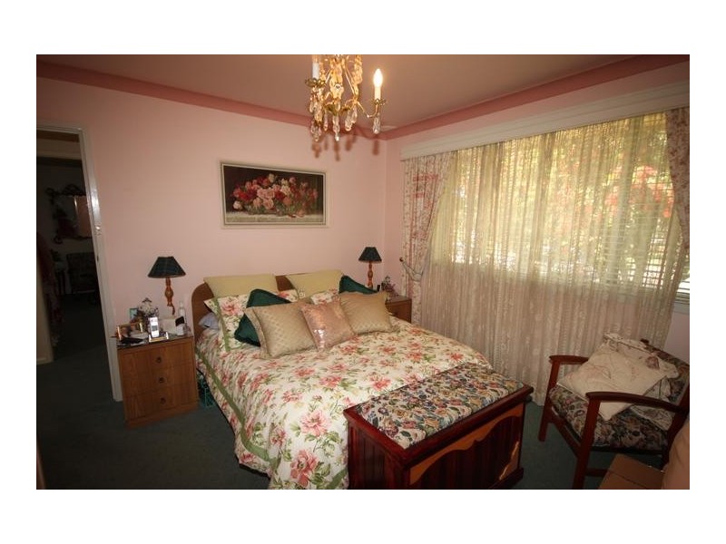 9 Burrilla Street, Tamworth NSW 2340