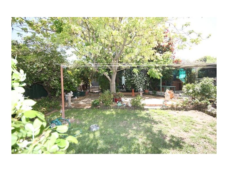 9 Burrilla Street, Tamworth NSW 2340