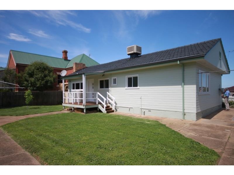 56 Carthage Street, Tamworth NSW 2340