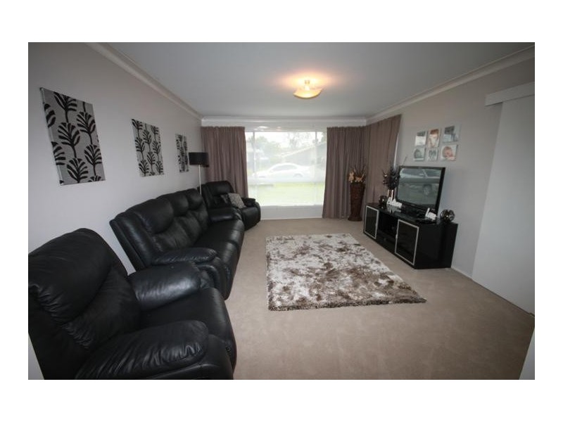 43 Minnamurra Crescent, Tamworth NSW 2340