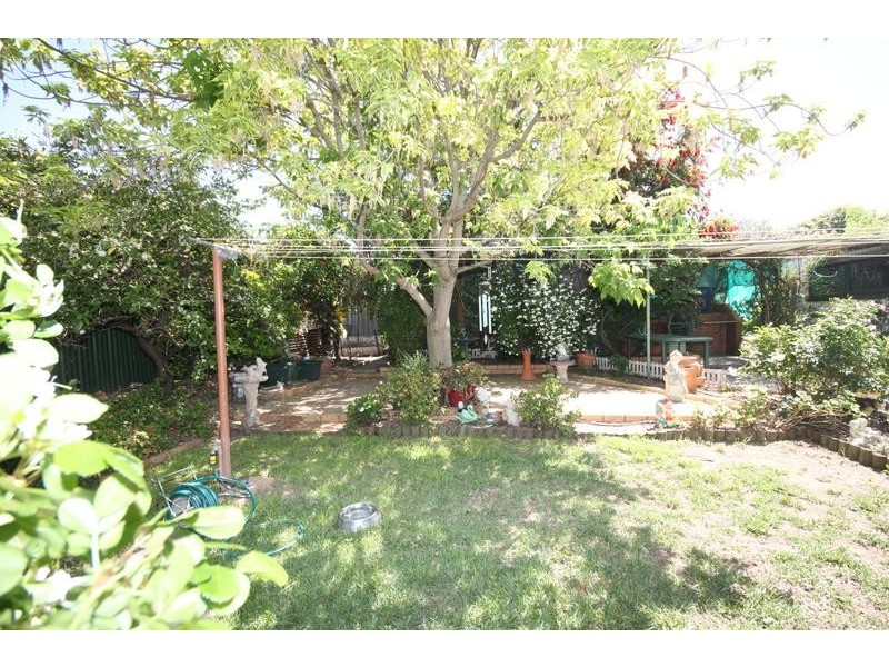9 Burilla Street, Tamworth NSW 2340