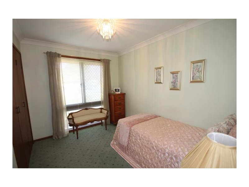 16 Kurrajong, Tamworth NSW 2340