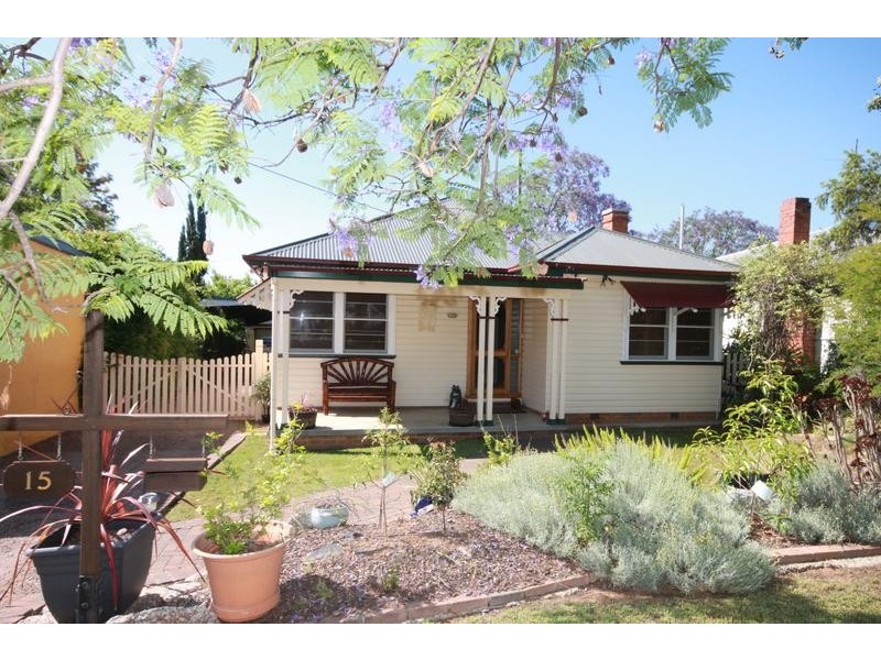 15 High Street, Tamworth NSW 2340