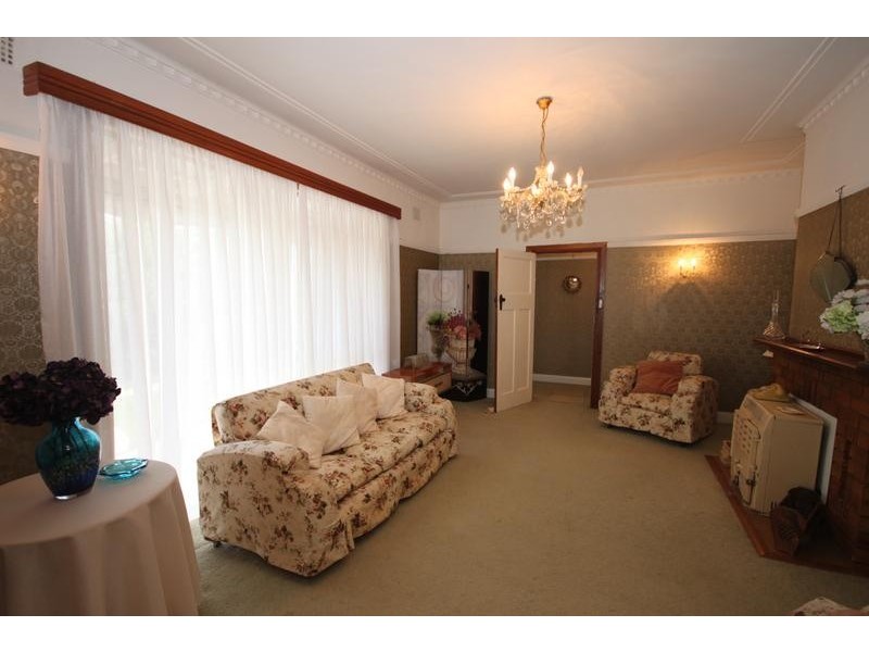 25 Kathleen Street, Tamworth NSW 2340