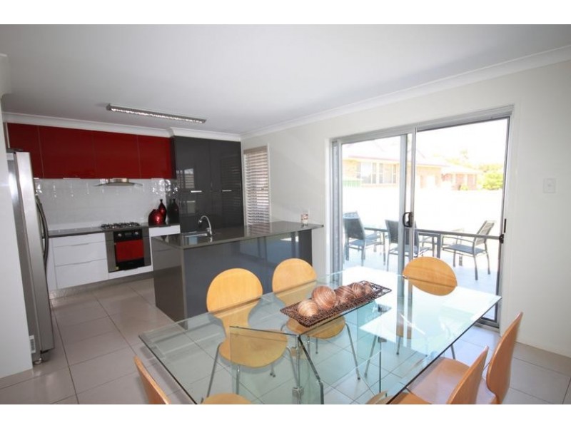 4 The Grange, Tamworth NSW 2340
