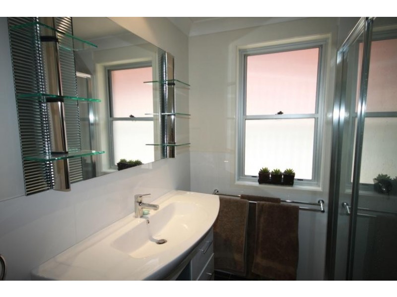 4 The Grange, Tamworth NSW 2340