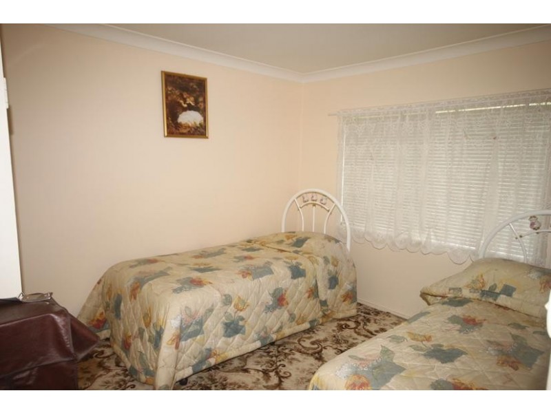 11 Coorong Street, Tamworth NSW 2340