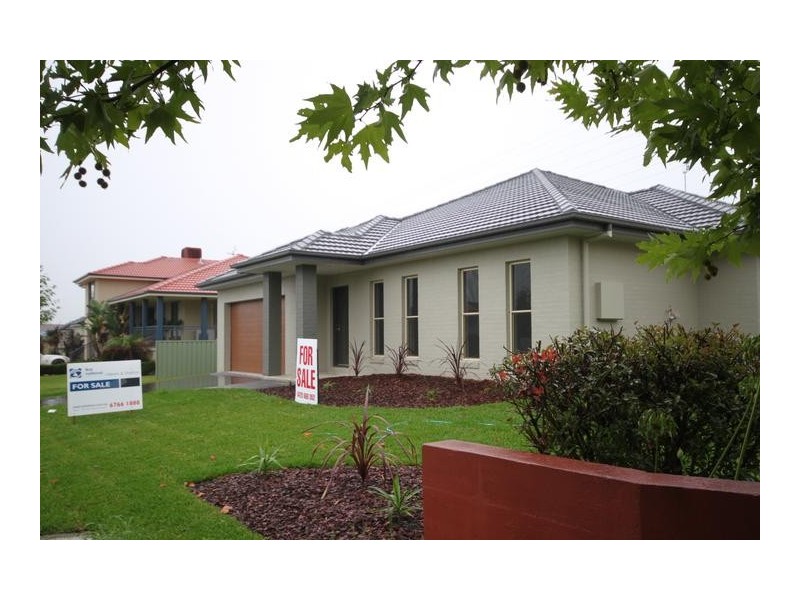 38 The Grange, Tamworth NSW 2340
