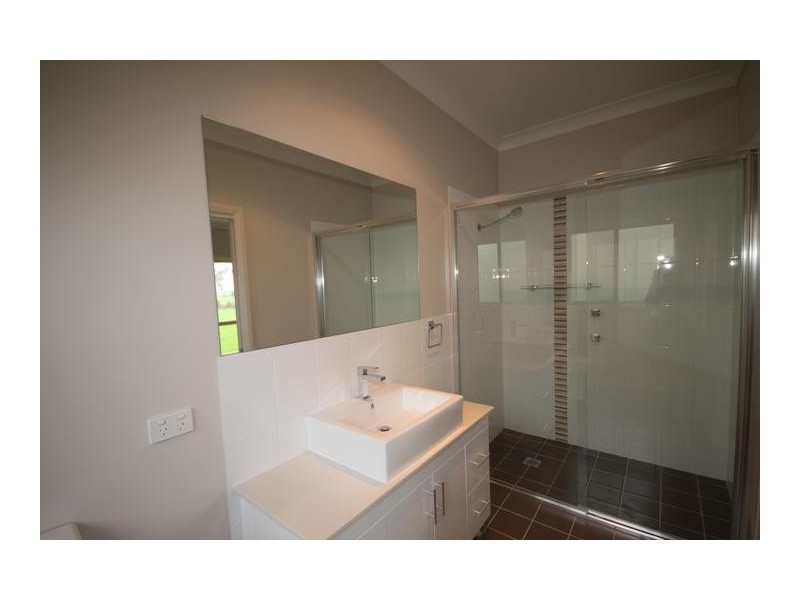 38 The Grange, Tamworth NSW 2340