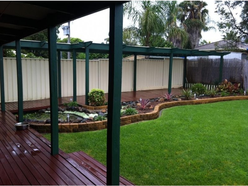 8 Dorothy Ave, Kootingal NSW 2352