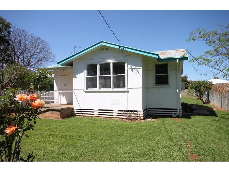 26 Stewart Avenue, Tamworth NSW 2340
