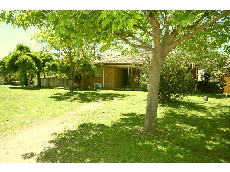 105 Denman Avenue, Kootingal NSW 2352