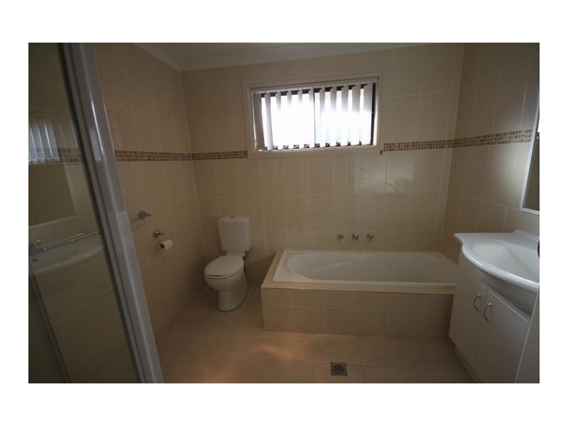 3a Warrumbungle Close, Tamworth NSW 2340