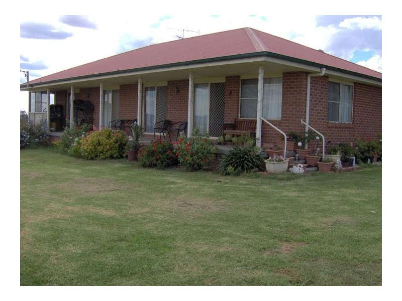 1610 Oxley Highway, Tamworth NSW 2340