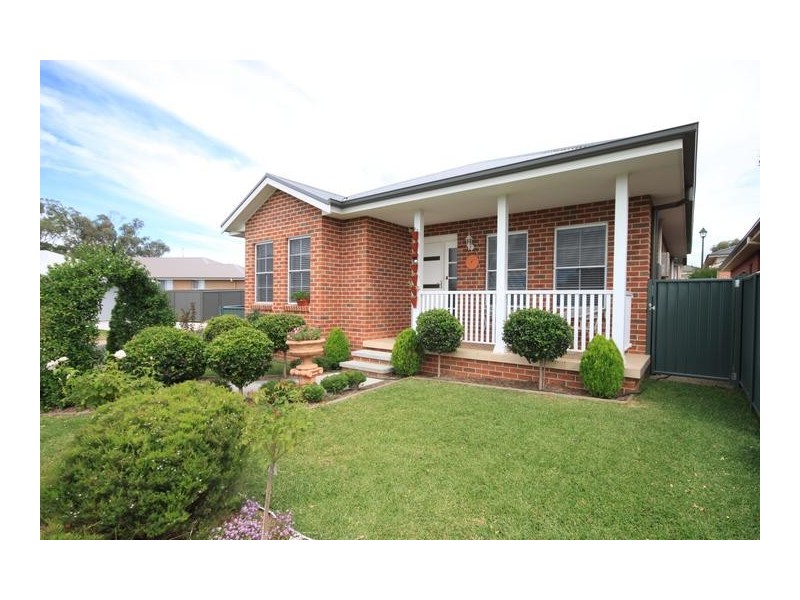14 The Patio, Tamworth NSW 2340