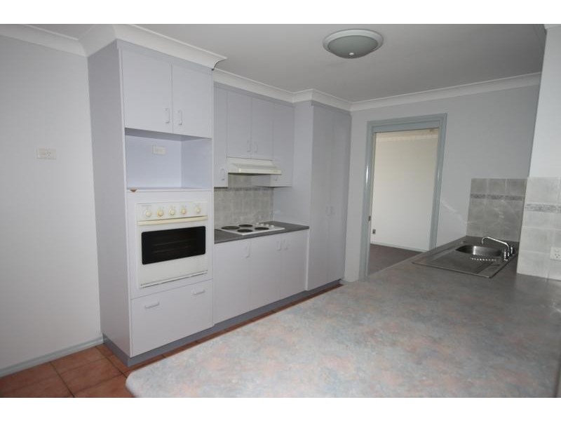 16 Wahroonga Drvie, Tamworth NSW 2340