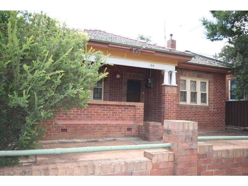 64 Fitzroy Street, Tamworth NSW 2340
