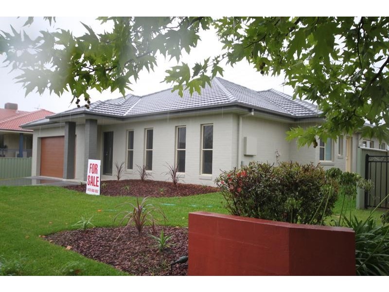 38 The Grange, Tamworth NSW 2340
