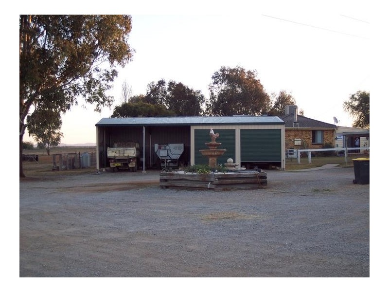 153 Byamee Lane, Tamworth NSW 2340