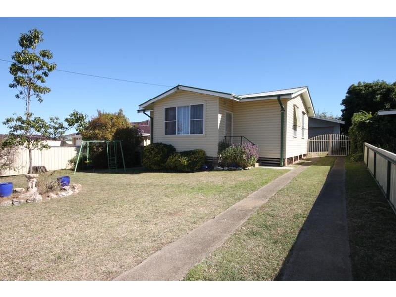 1 Swan Street, Tamworth NSW 2340