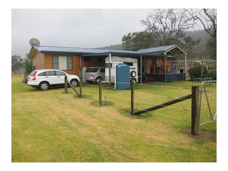 4 Duncan Street, Tamworth NSW 2340