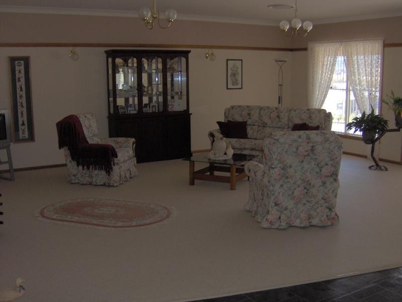25 Loi Lane, Tamworth NSW 2340