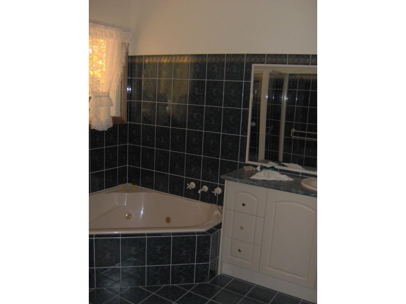 25 Loi Lane, Tamworth NSW 2340