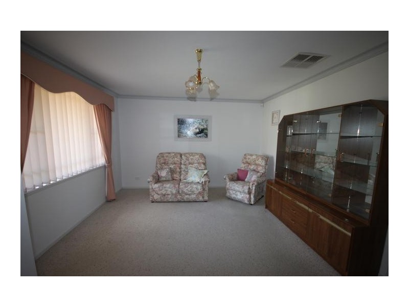 1 Gunn Place, Tamworth NSW 2340