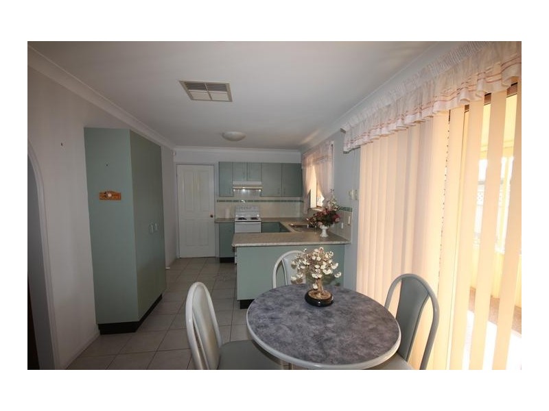 1 Gunn Place, Tamworth NSW 2340