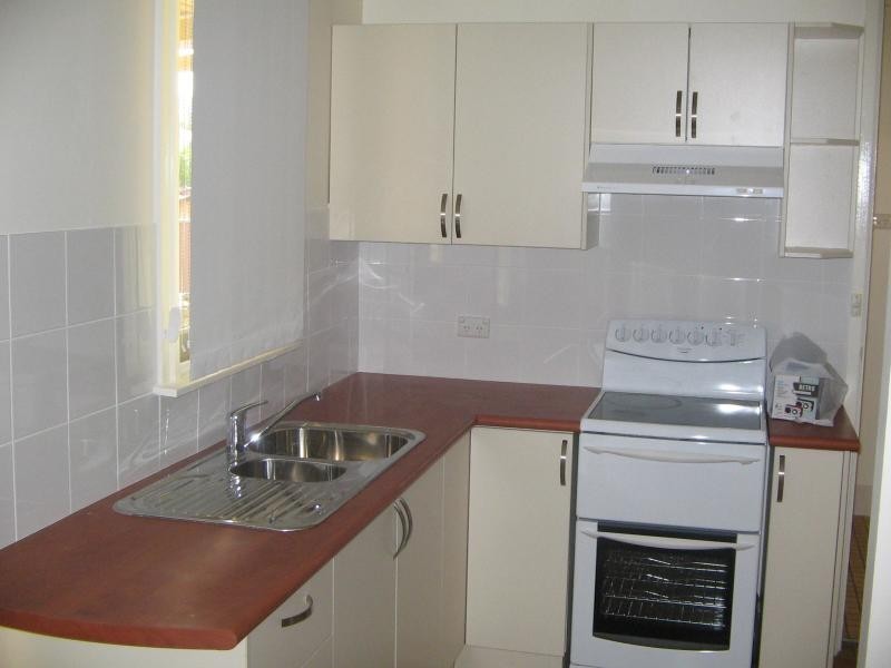 17 Green St, Tamworth NSW 2340