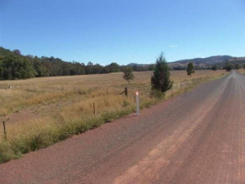 Halls Creek ROAD, Manilla NSW 2346