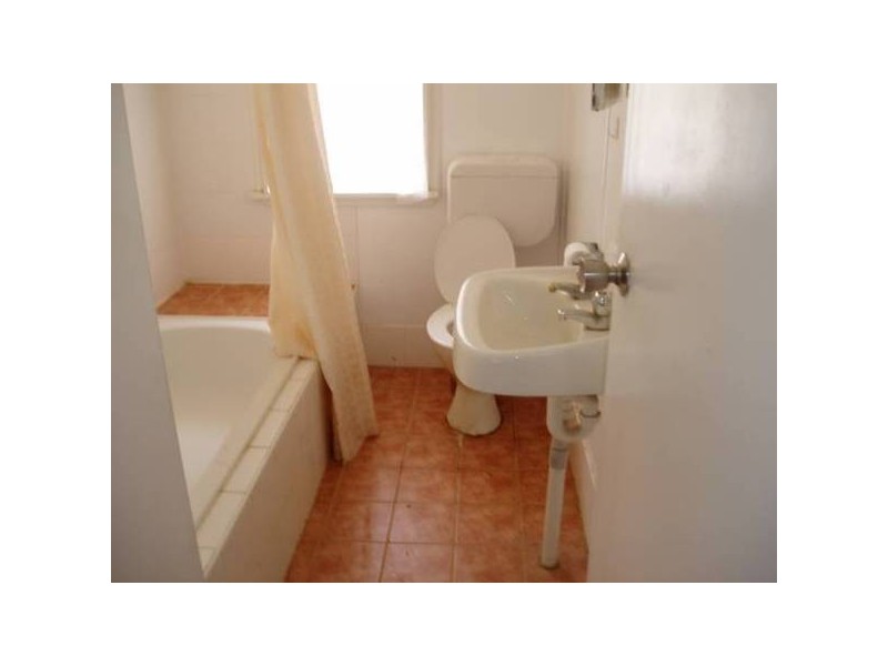 32 MOUNTVIEW CRESCENT, Tamworth NSW 2340