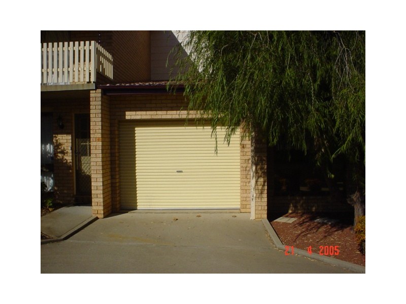 2/56 Marius Street, Tamworth NSW 2340