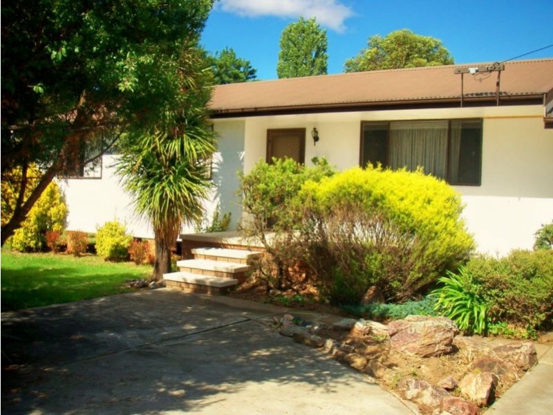 25 Nundle Road, Woolomin NSW 2340