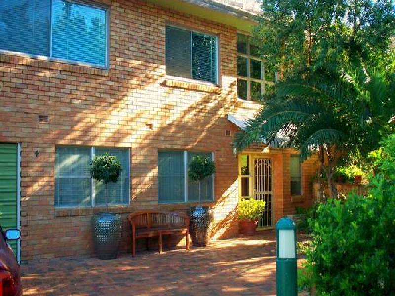 4 RUTHNING AVENUE, Tamworth NSW 2340