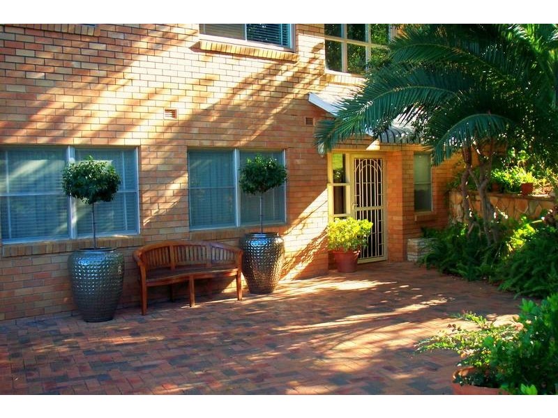 4 Ruthning Ave, Tamworth NSW 2340